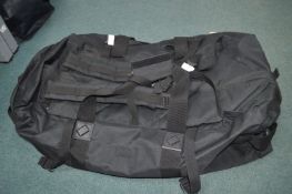 Large Black Holdall
