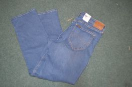 *Lee Straight Leg Jeans Size: 34x31