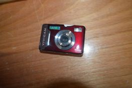 *Vivitar Vivicam 7020 7MP Camera