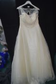 Victoria Kay Ivory/Champagne Wedding Dress Size: 20