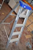 *Five Tread Aluminium Single Ladder