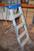 *Five Tread Aluminium Single Ladder