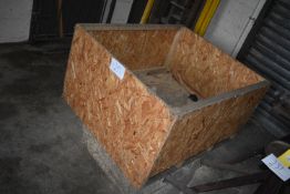 *Chipboard Pallet Box
