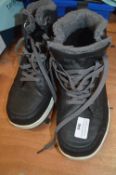 *Weatherproof Ankle Boots Size: 8