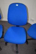 *Blue Gas Lift Operators Chair (Location: 64 King Edward St, Grimsby, DN31 3JP, Viewing Tuesday