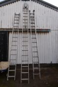 *Aluminium 18 Rung Extending Ladder (Centre Pictured Item Only) (Location: 64 King Edward St,
