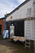 *Aluminium 16 Rung Ladder (Location: 64 King Edward St, Grimsby, DN31 3JP, Viewing Tuesday 26th,