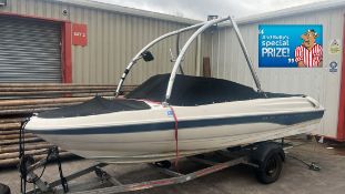 *Bayliner 16ft Ski Boat with Four Cylinder Petrol Engine, Mercury Alpha One Leg, Fusion Stereo,