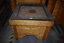 *Firepit with Softwood Surround 80x80x65cm