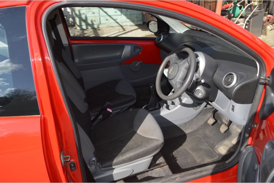 Citroen C1 (red), Reg: YH57 KWF, Mileage 131571 Miles - Image 5 of 12