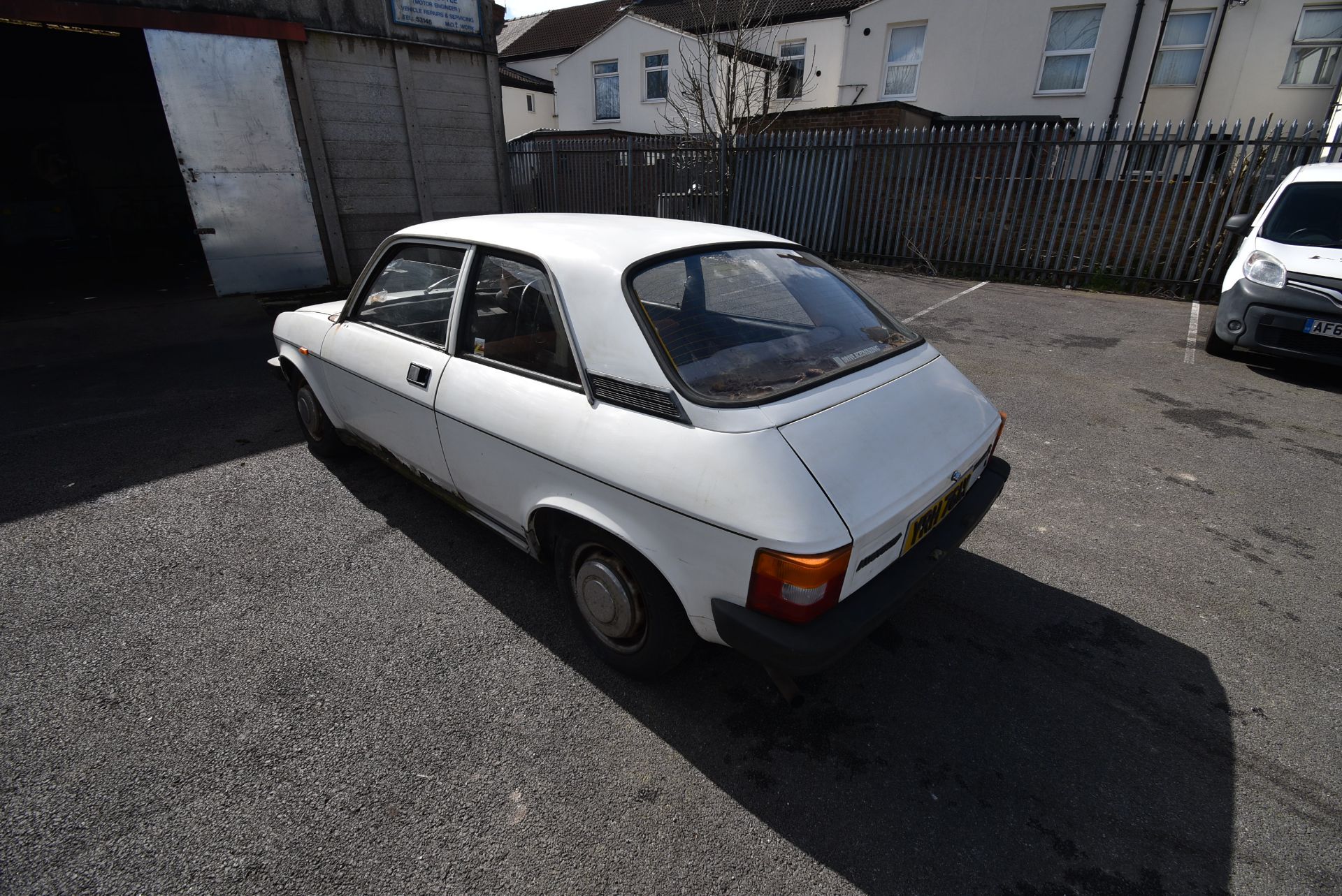 Austin Allegro, Reg: YRH 761X, Mileage Showing 22981 Miles - Image 10 of 21