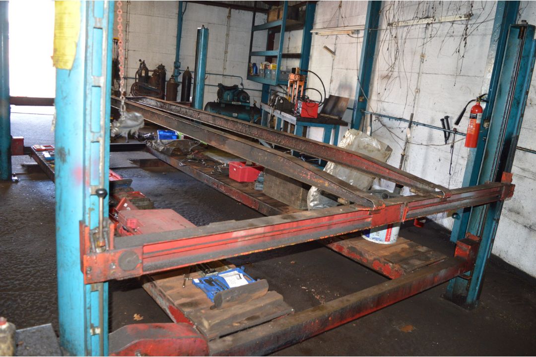 Bradbury Four Poster Ramp, 3ton Capacity, Model 735, Wheel Free, In Working Order, Post ~5x3m - Image 3 of 6