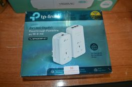 TP Link Passthrough Power Line Wi Fi Kit