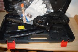 *Seesii Mini Cordless Chainsaw