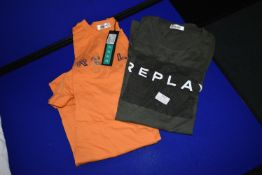 *Two Replay T-Shirts Size: XL (1x orange, 1x khaki)