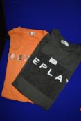 *Two Replay T-Shirts Size: M (1x orange, 1x khaki)