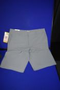 *Hang Ten Gent’s Shorts in Blue Size: 32