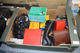 Photography Accessories Including Mini Tripods, et