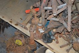 Quantity of Salvage Car Jacks, Scissor Jacks, Axle Stands, etc.