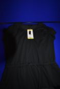 *32 Degrees Cool Lady’s Sports Dress in Black Size: S