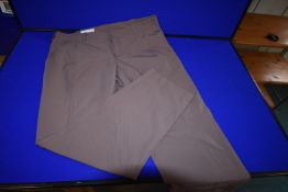 *Kirkland Signature Lady’s Travel Pants Size: 6