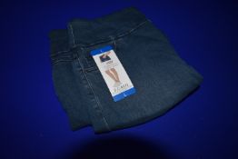 *S.C. & Co. Lady’s Denim Short Size: L