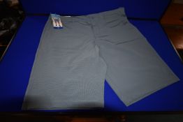 *Hang Ten Gent’s Shorts Size: 36