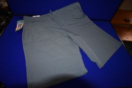 *Hang Ten Gent’s Shorts Size: 38