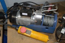 240v Remote Controlled Winch