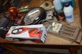 Auto Shampoo & Wax, Corgi Caravan & Trailer Stabil