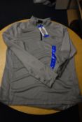 *Umbro Half-Zip Spots Top in Grey Size: L