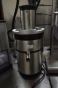 Adexa JE962 Power Juicer