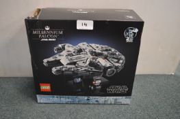 *Lego Star Wars Millenium Falcon Kit