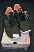 *Skecher Lady’s Light Foam Shoes Size: 6 (worn)