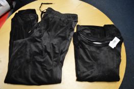 *Carole Hochman 2pc Lounge Set in Black Size: L