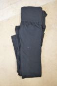 *Two Ellen Reyes Leggings Size: M