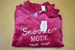 *Jane & Bleecker 2pc Lounge Set in Berry Size: S