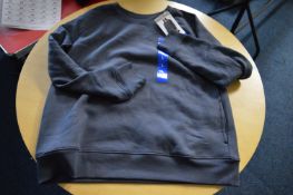 *Mondetta Lady’s Grey Sweatshirt Size: L