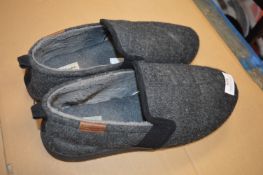 *Pair of Slippers Size: 12-13