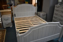 8628 - Modern and Traditional Household Goods and Effects Plus New Lighting