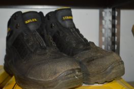 *Pair of Stanley Black Work Boots Size: 9