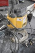 *Dewalt DW625E Router