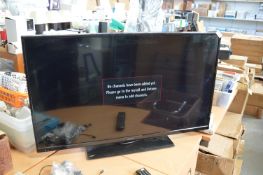 Hitachi 42” TV Model 42HXT42UNH