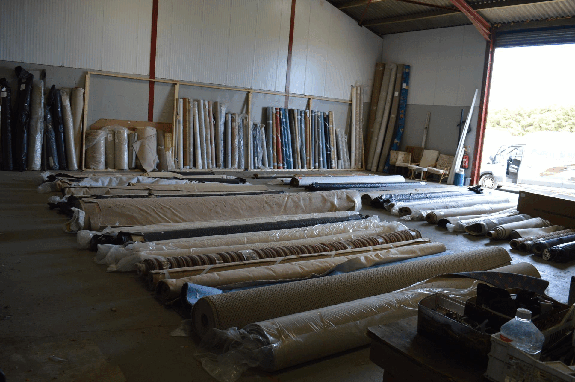 8633- A Further Collection of Goods from Holderness Auction Centre, Waxholme