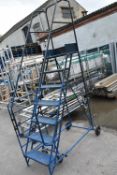 *Six Tread Platform Steps 2.75m
