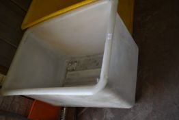 *Large White Plastic Linen Basket on Wheels