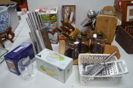 Assorted Kitchenware