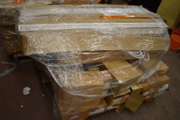 *Pallet of Light Fittings