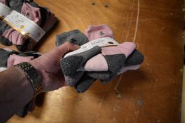 *Ten Pairs of Penguin Lady’s Socks Size: 4-8