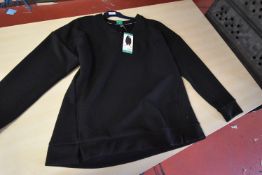 *Marc Lady’s Black V-Neck Top Size: XL